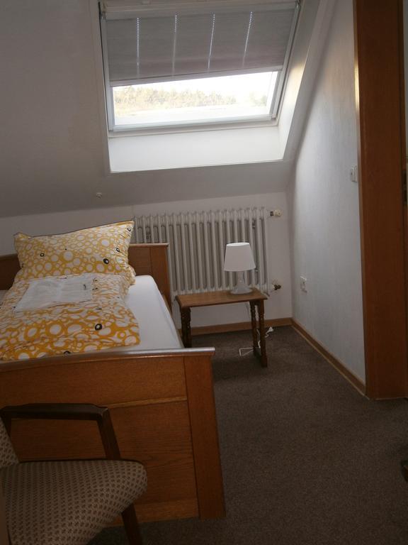 Hotel Strauss Waldbronn Room photo