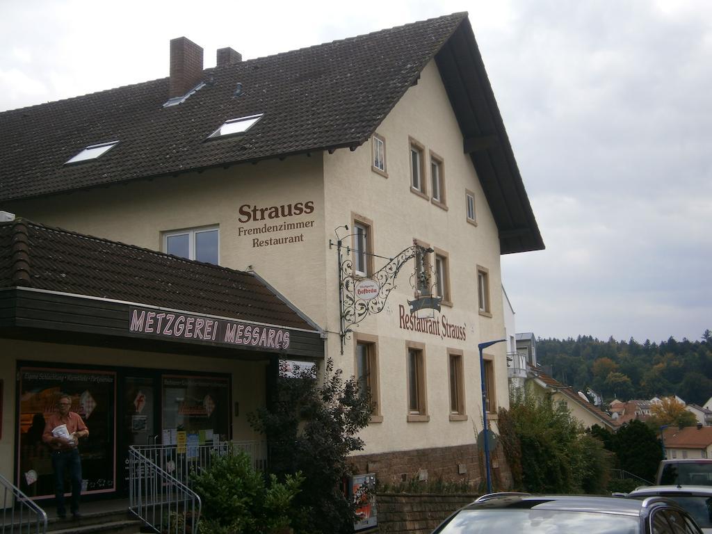 Hotel Strauss Waldbronn Exterior photo